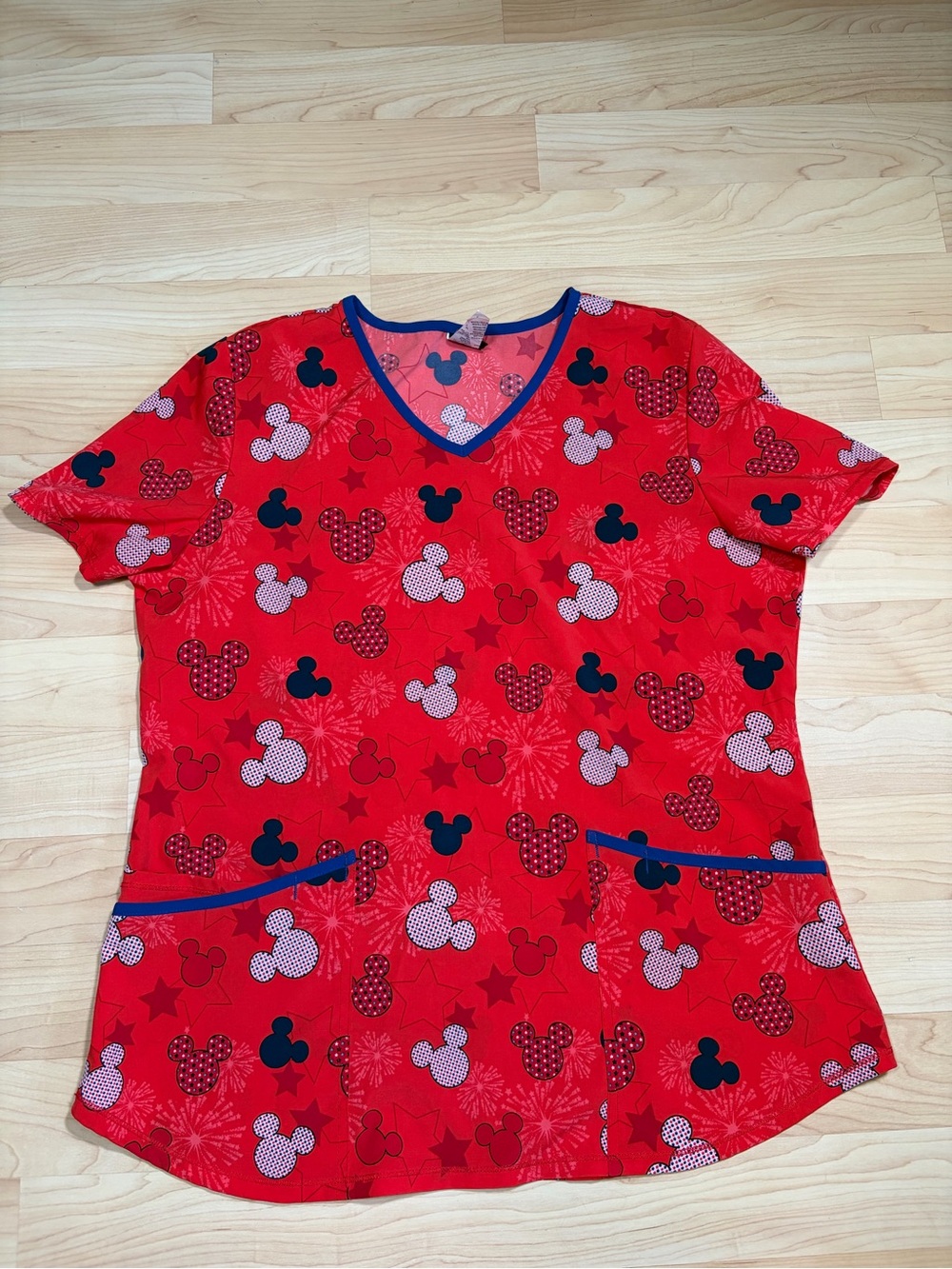 Disney Mickey Mouse Patriotic Red white and blue Stars Scrub Top